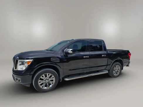Used 2017 Nissan Titan Platinum Reserve AWD/4WD image 2