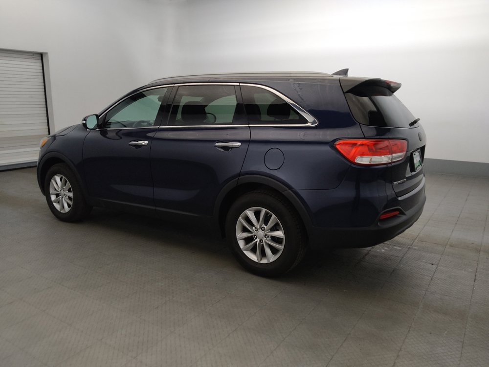 Used 2016 Kia Sorento FWD image 3