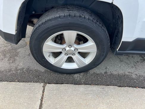 Used 2012 Jeep Patriot Latitude image 10