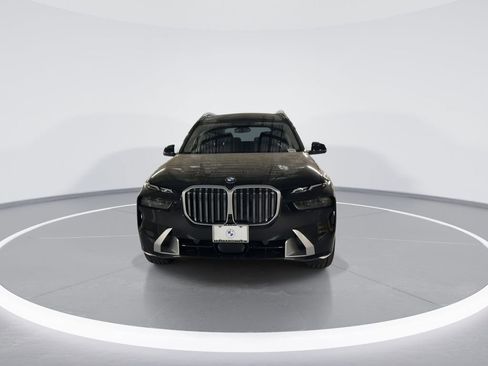 Used 2026 BMW X7 xDrive40i image 3