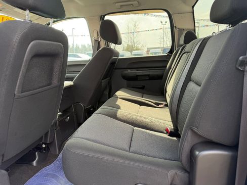 Used 2010 Chevrolet Silverado 2500 LT w/ Interior Plus Package image 20