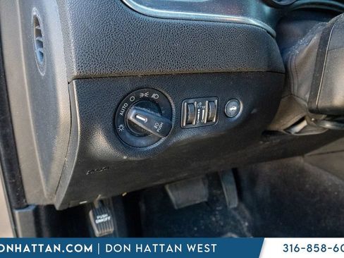 Used 2018 Dodge Charger GT w/ Blacktop Package AWD/4WD image 16