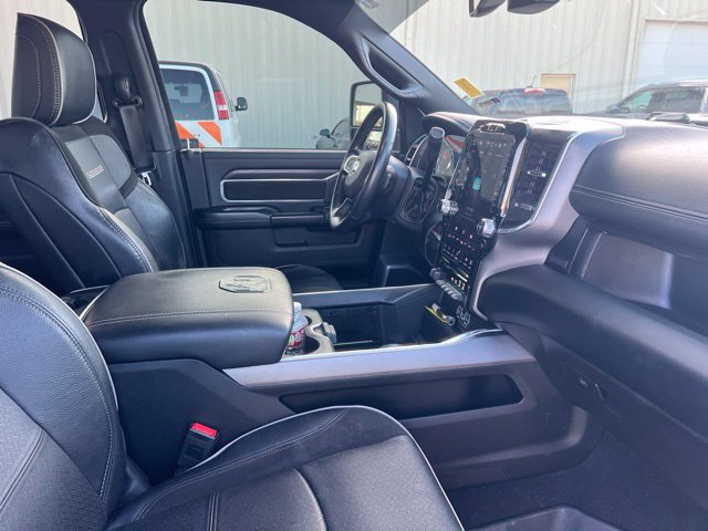 Used 2024 RAM 2500 Laramie w/ Night Edition AWD/4WD image 16