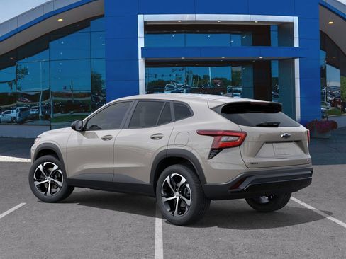 New 2026 Chevrolet Trax RS image 3