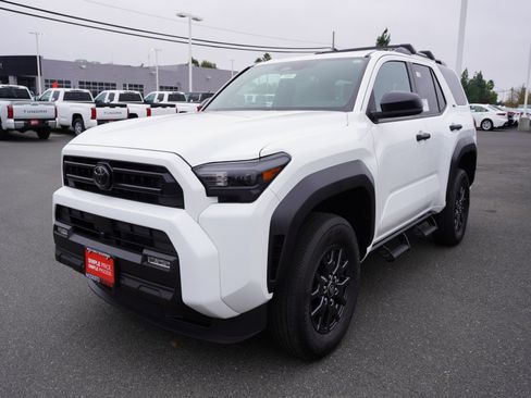 New 2026 Toyota 4Runner SR5 image 9