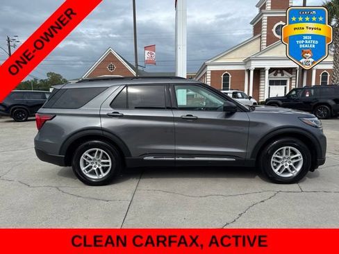 Used 2025 Ford Explorer Active w/ Active Comfort Package RWD image 4