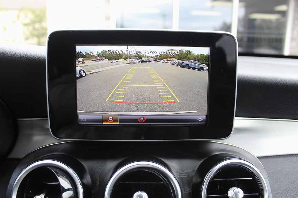 Used 2019 Mercedes-Benz GLC 300 4MATIC image 20