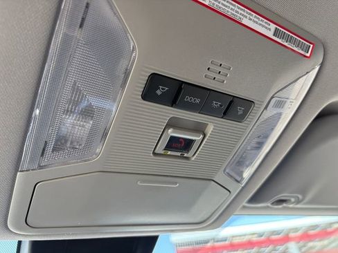 Certified 2025 Toyota RAV4 LE AWD/4WD image 24
