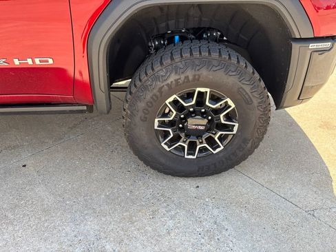Used 2026 GMC Sierra 2500 AT4X AWD/4WD image 3