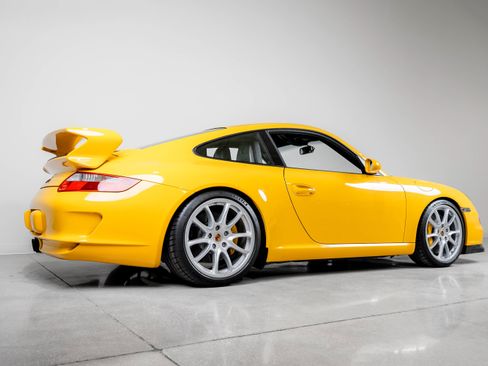 Used 2007 Porsche 911 GT3 RWD image 34