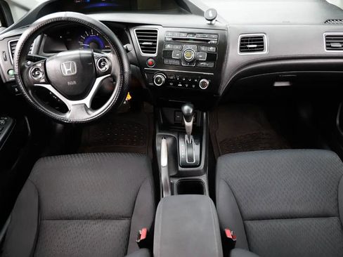 Used 2014 Honda Civic LX image 2