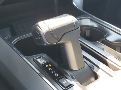 New 2025 Ford F150 XLT image 27