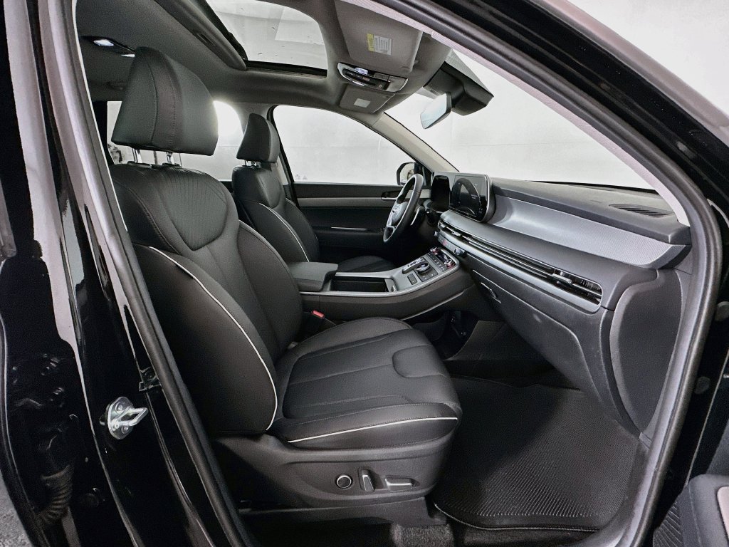 Certified 2025 Hyundai Palisade XRT FWD image 31