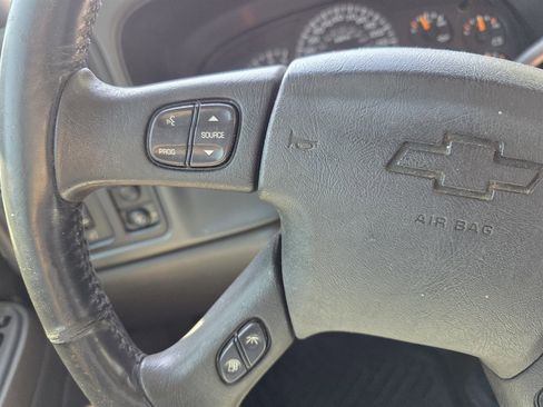 Used 2004 Chevrolet Silverado 2500 LS w/ Skid Plate Package image 21