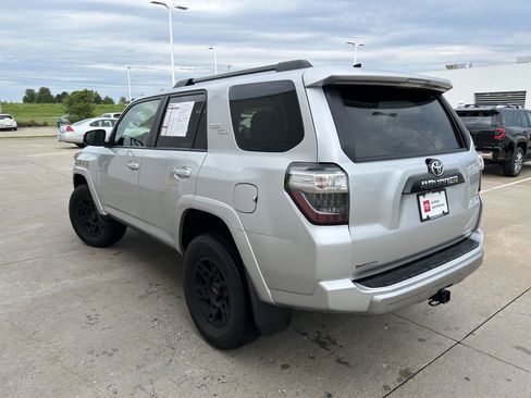 Certified 2023 Toyota 4Runner TRD Off-Road Premium image 2