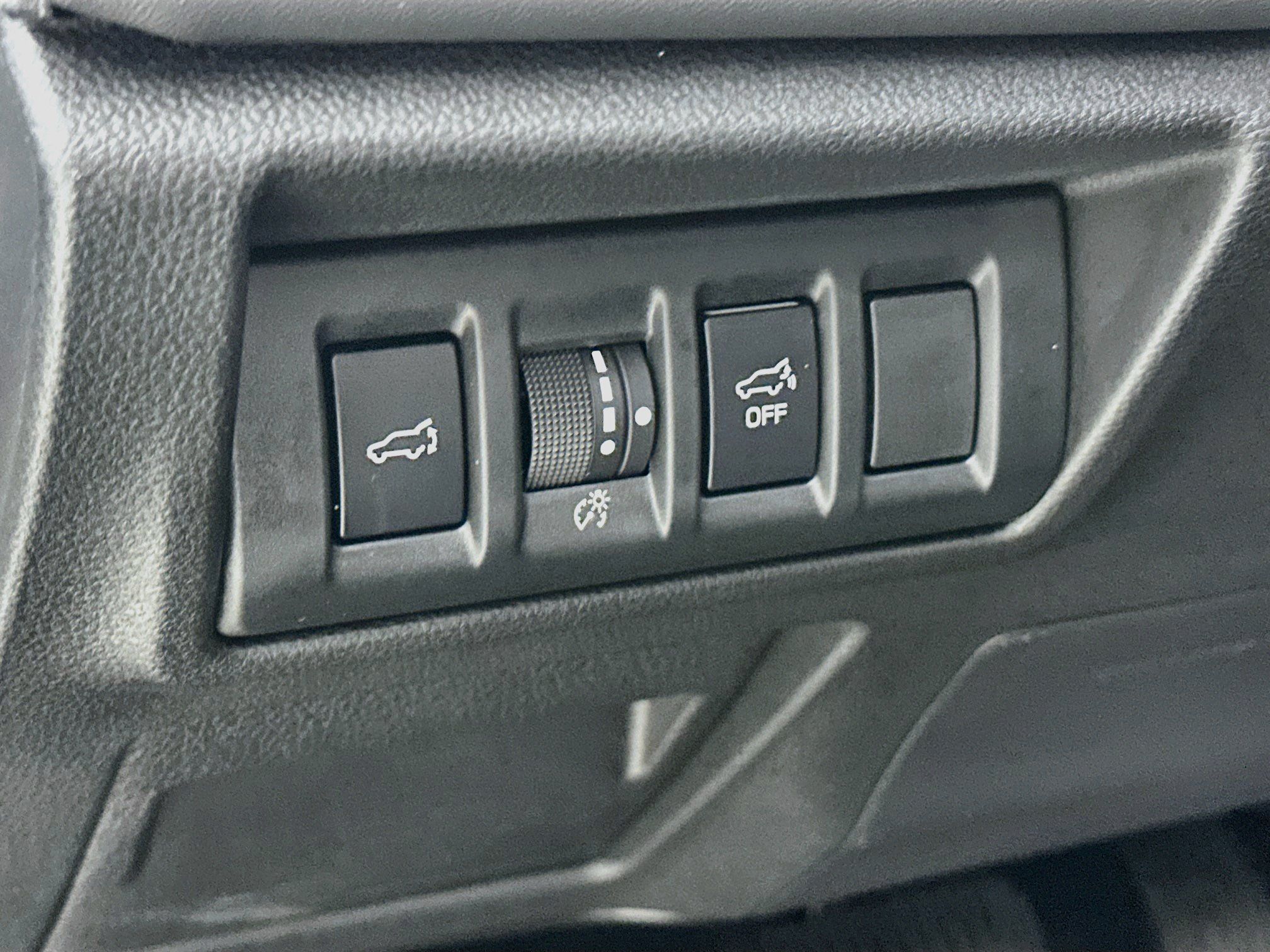 Used 2023 Subaru Outback Limited AWD/4WD image 10
