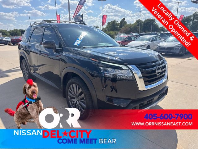 Used 2024 Nissan Pathfinder SL w/ SL Premium Package FWD image 7