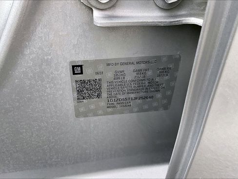 Used 2018 Chevrolet Malibu LT image 19