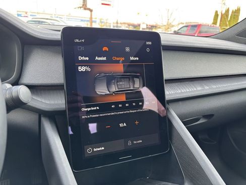 Used 2023 Polestar Polestar 2 w/ Pilot Pack image 17