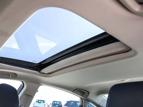 Used 2019 Honda Civic EX-L image 25