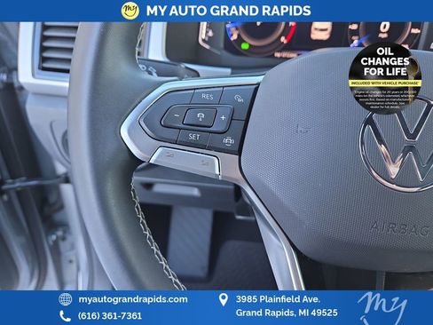 Used 2022 Volkswagen Atlas Cross Sport SE image 15