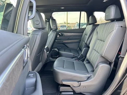 New 2026 Buick Enclave Avenir w/ Super Cruise Package AWD/4WD image 24