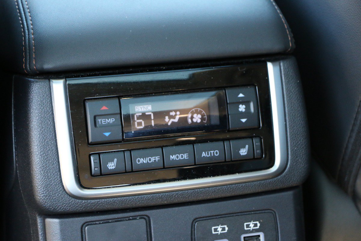 Used 2025 Subaru Ascent Bronze Edition w/ Popular Package #2 AWD/4WD image 33