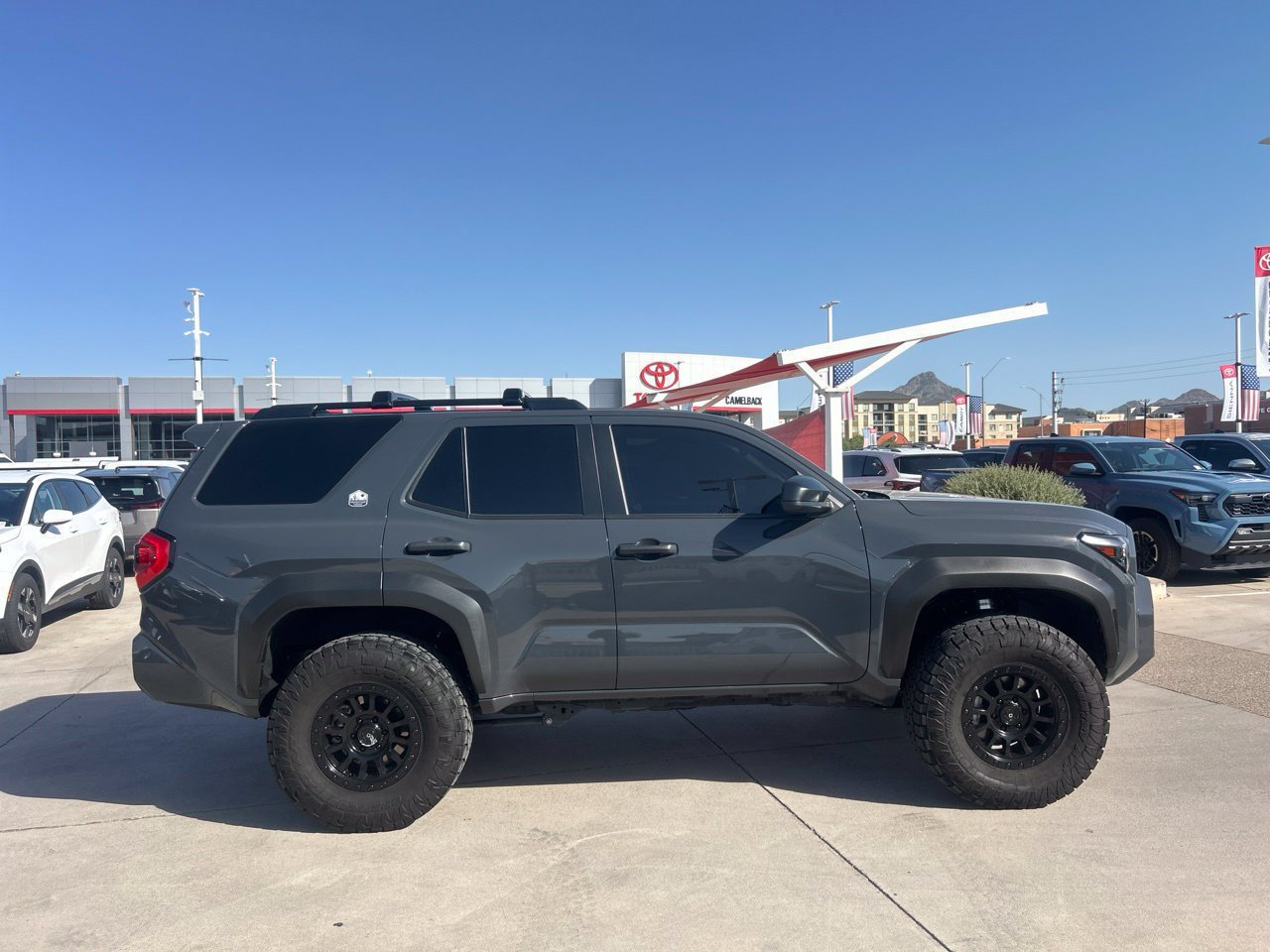 Used 2025 Toyota 4Runner SR5 AWD/4WD image 3