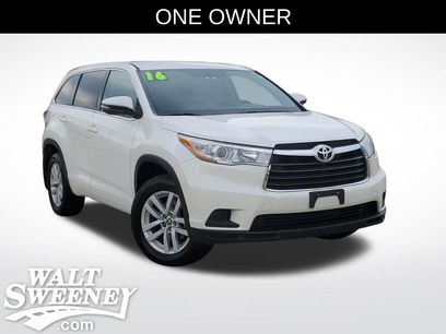 Used 2016 Toyota Highlander LE