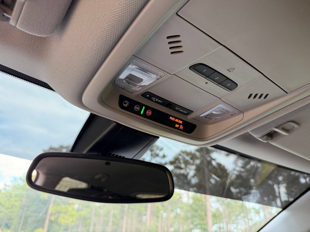 New 2026 Chevrolet Blazer LT w/ Convenience Package FWD image 24