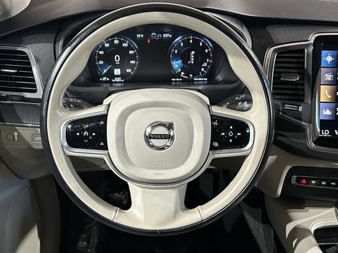 Used 2020 Volvo XC90 T5 Momentum w/ Protection Package Premier AWD/4WD image 76