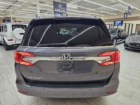 Used 2018 Honda Odyssey Elite image 7