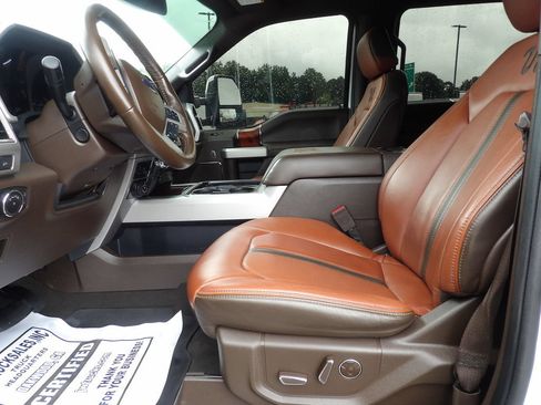 Used 2022 Ford F350 King Ranch w/ King Ranch Ultimate Package AWD/4WD image 17