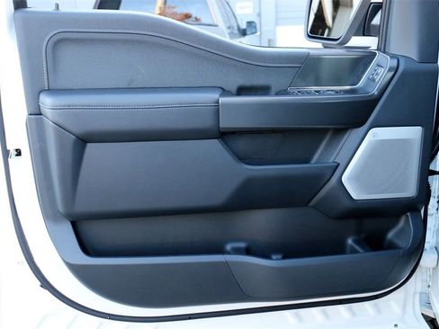 New 2025 Ford F150 Lariat w/ Equipment Group 502A High image 17