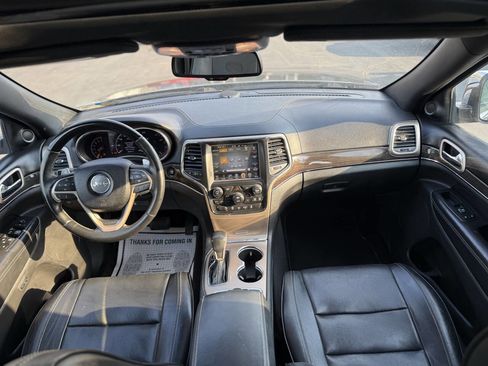 Used 2016 Jeep Grand Cherokee Overland image 29