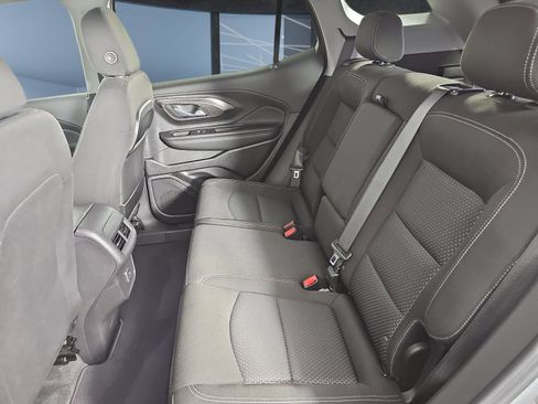 Used 2024 GMC Terrain SLE w/ Driver Convenience Package AWD/4WD image 15