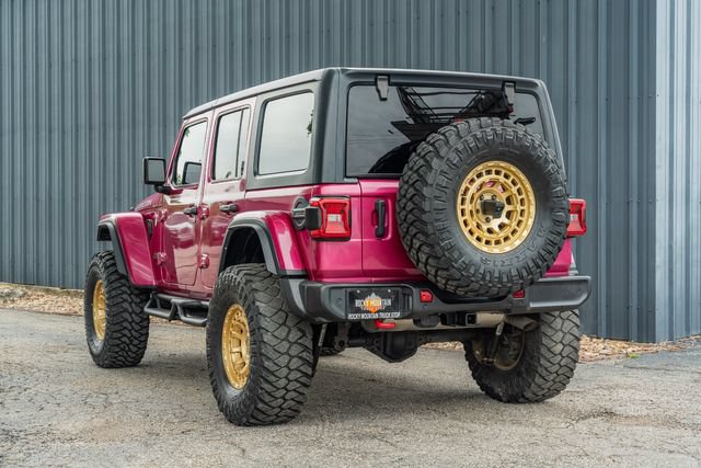 Used 2021 Jeep Wrangler Unlimited Rubicon w/ Xtreme Recon 35" Tire Package AWD/4WD image 4