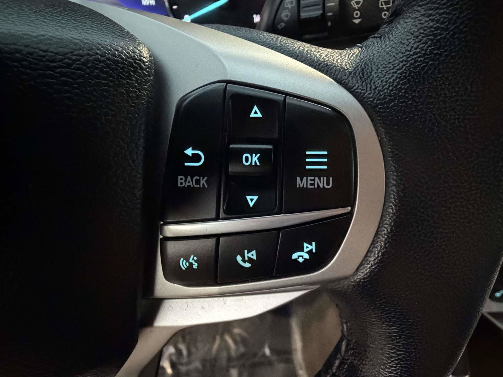 Certified 2023 Ford Explorer XLT w/ Equipment Group 202A AWD/4WD image 13