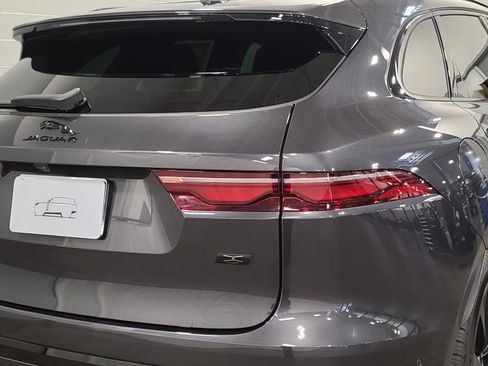 New 2026 Jaguar F-PACE R-Dynamic S image 18