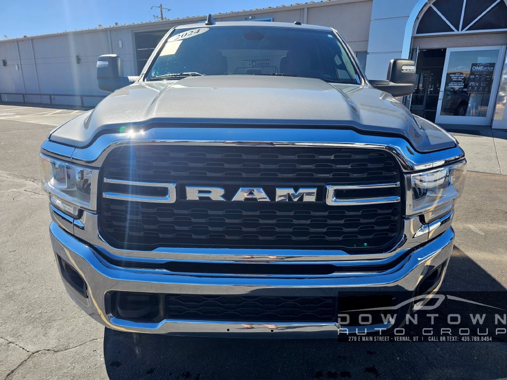 Used 2024 RAM 2500 Big Horn AWD/4WD image 10