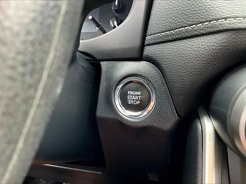 Used 2024 Toyota RAV4 XLE w/ Convenience Package image 33