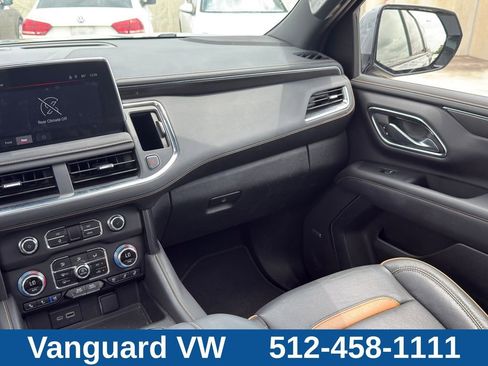 Used 2024 GMC Yukon XL AT4 AWD/4WD image 31