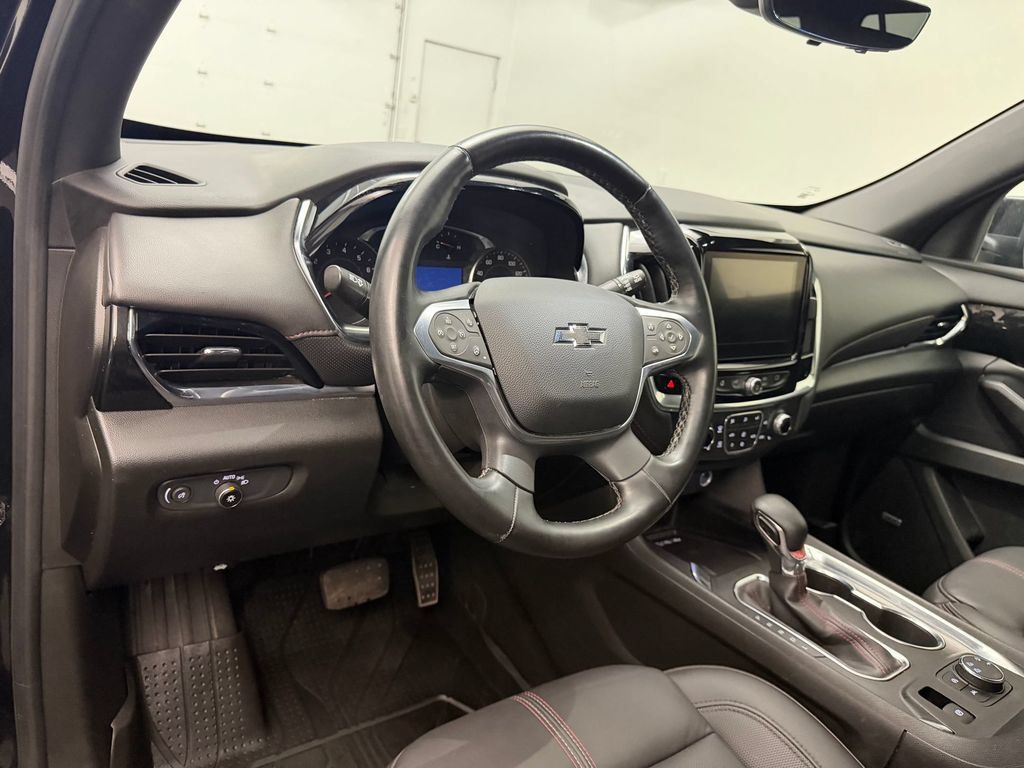 Used 2023 Chevrolet Traverse RS w/ LPO, Floor Liner Package AWD/4WD image 4