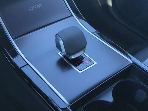 New 2026 Land Rover Range Rover Evoque Hoxton AWD/4WD image 9