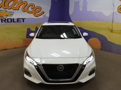 Used 2020 Nissan Altima 2.5 Platinum AWD/4WD image 3