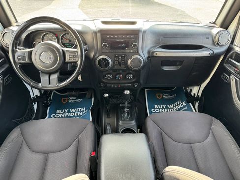 Used 2015 Jeep Wrangler Unlimited Sport w/ Quick Order Package 24S image 17