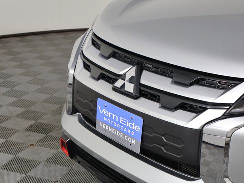 Used 2022 Mitsubishi Outlander Sport GT image 11