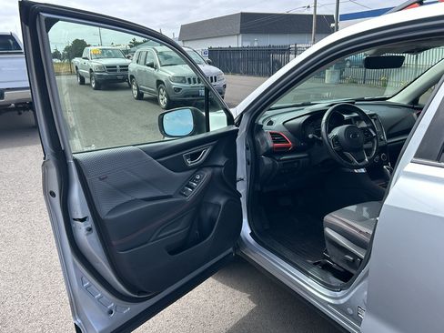 Used 2019 Subaru Forester Sport AWD/4WD image 14