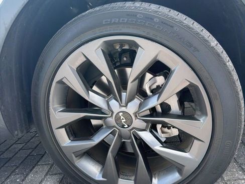 Used 2023 Kia Sorento X-Line EX image 10