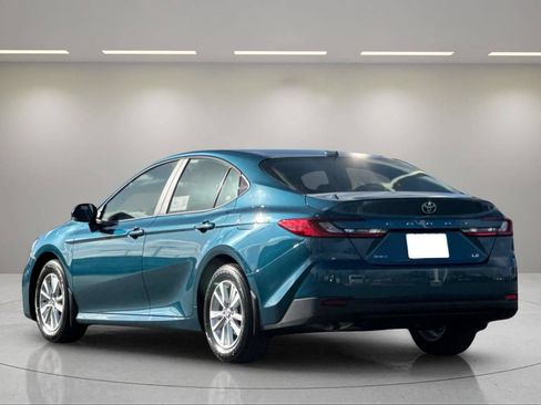 New 2026 Toyota Camry LE FWD image 5